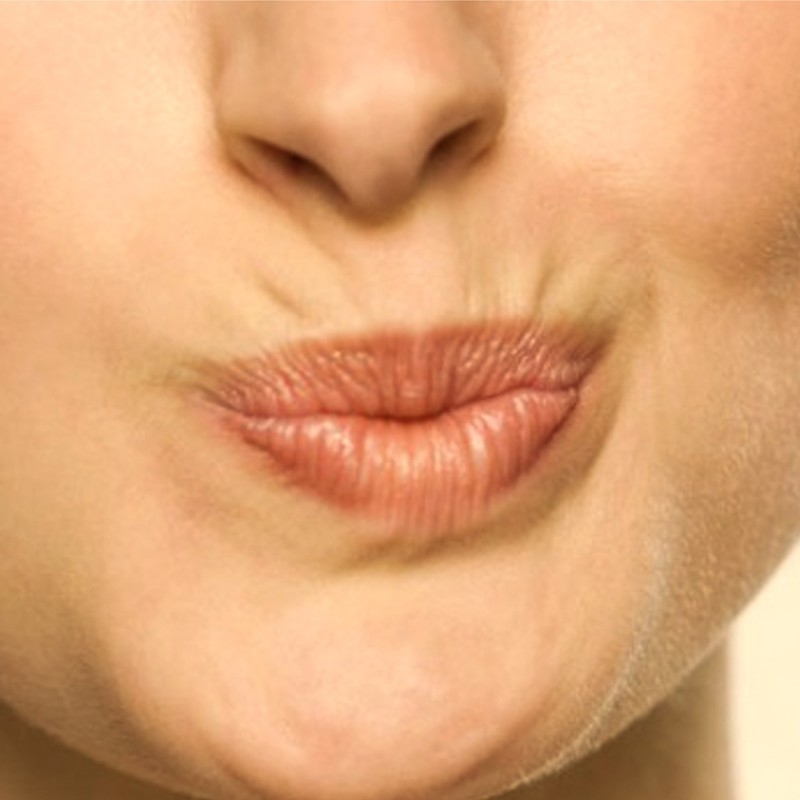 Focus Codice a Barre: Addio Rughe Labiali con Microneedling | Pharmaitalia